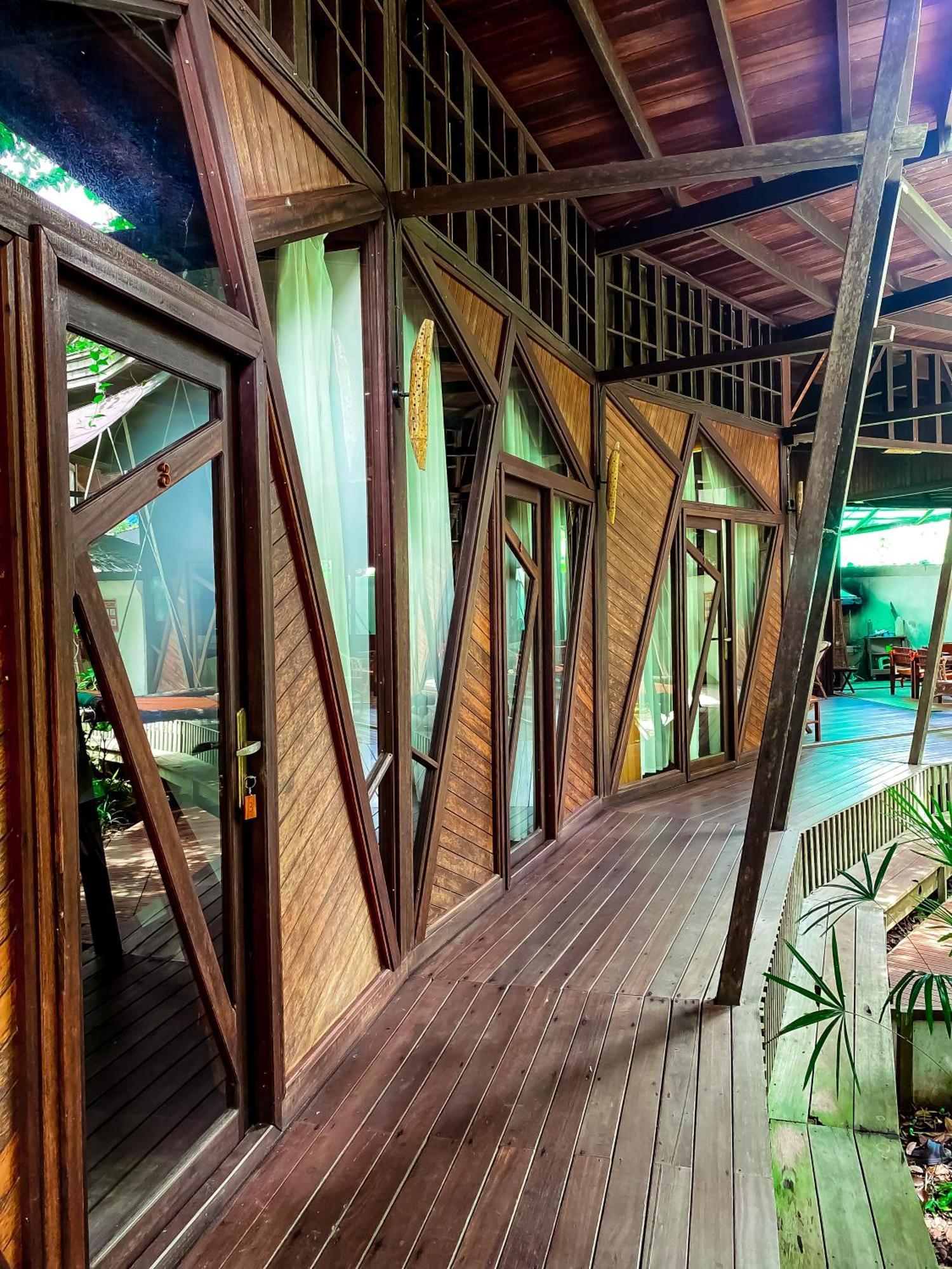 Bukit Raya Guesthouse Palangkaraya Bagian luar foto