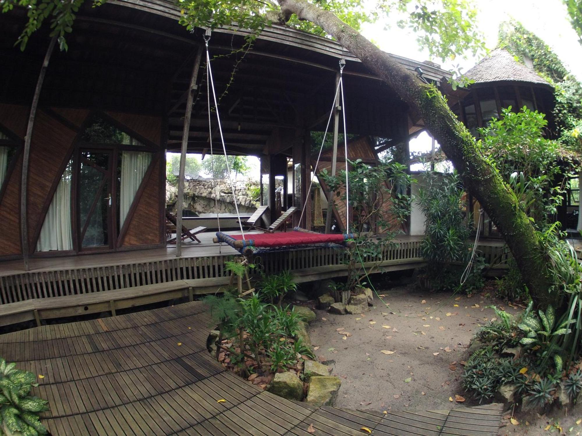Bukit Raya Guesthouse Palangkaraya Bagian luar foto